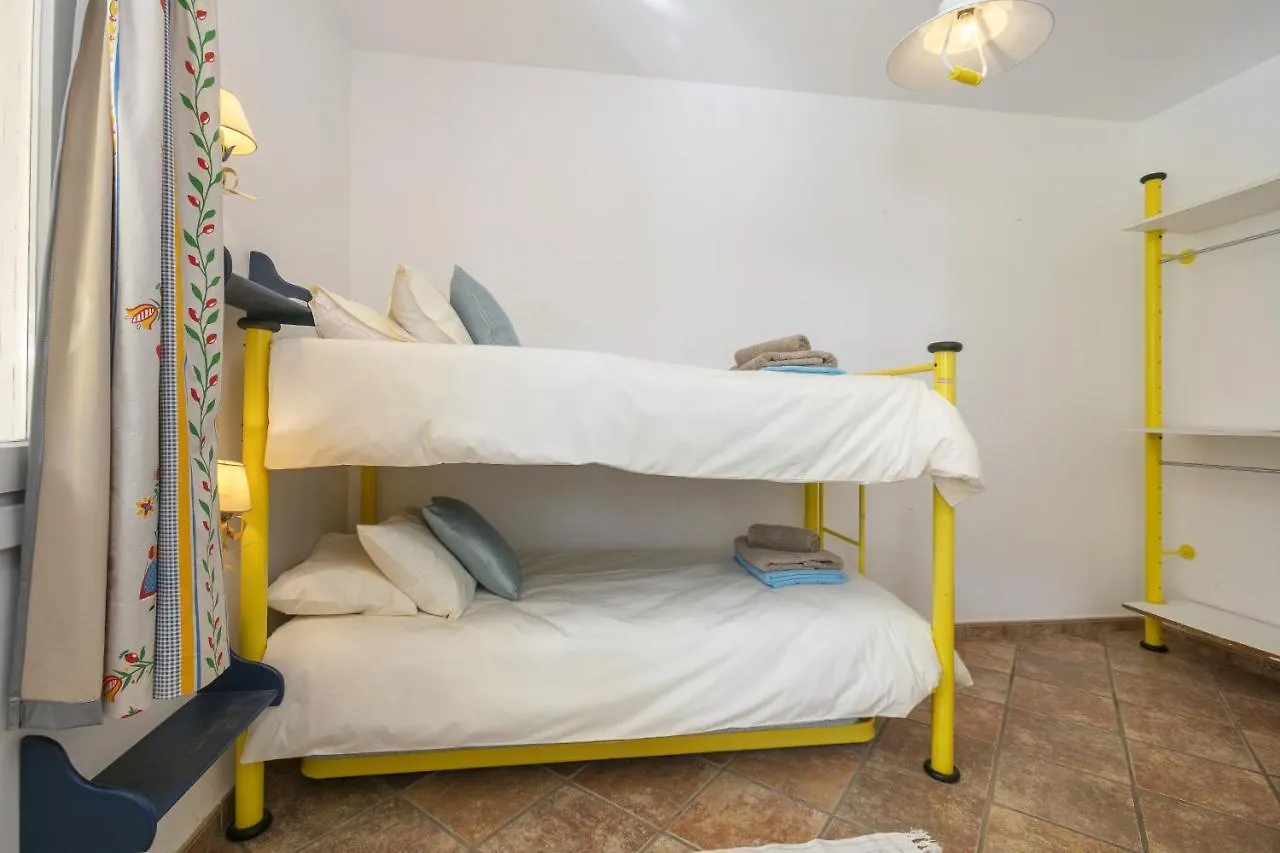 Villa Arin - Beachside Family Home Estepona